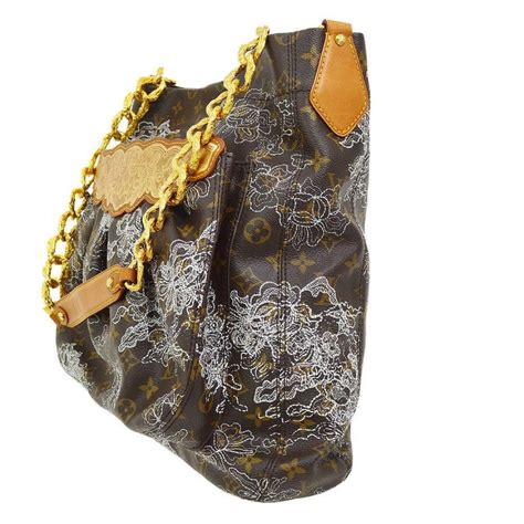 louis vuitton chain bag gold|Louis Vuitton chain shoulder bag.